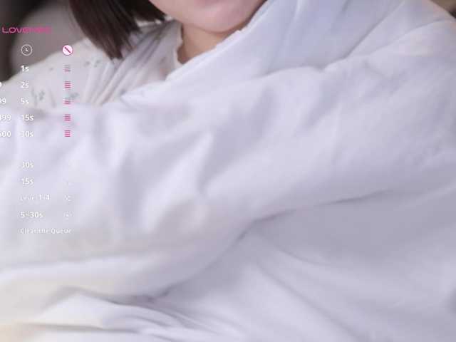 -FemaleEssence- live cam on BongaCams