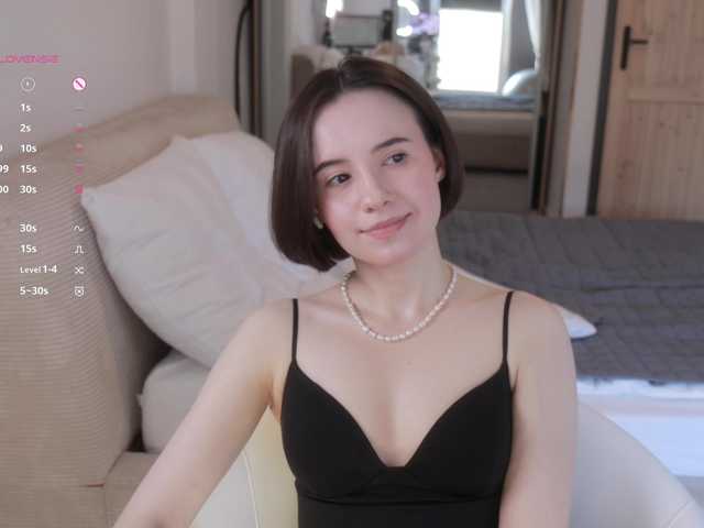 -FemaleEssence-