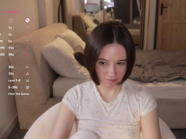 MissEssie live webcam show