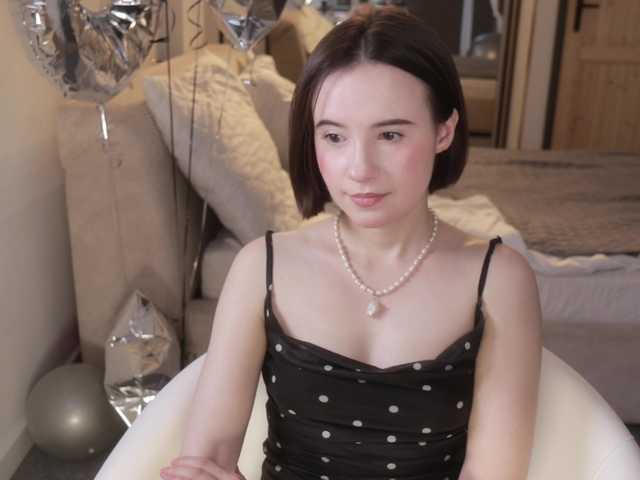 -FemaleEssence-