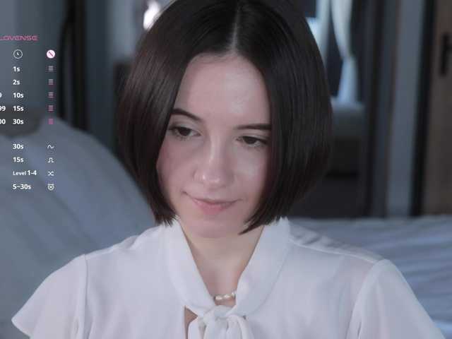 -FemaleEssence-