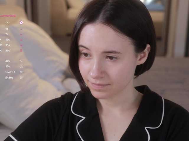 -FemaleEssence- live cam on BongaCams