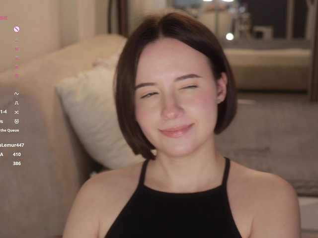 -FemaleEssence- live cam on BongaCams