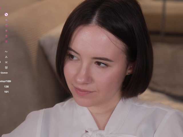 -FemaleEssence- live cam on BongaCams
