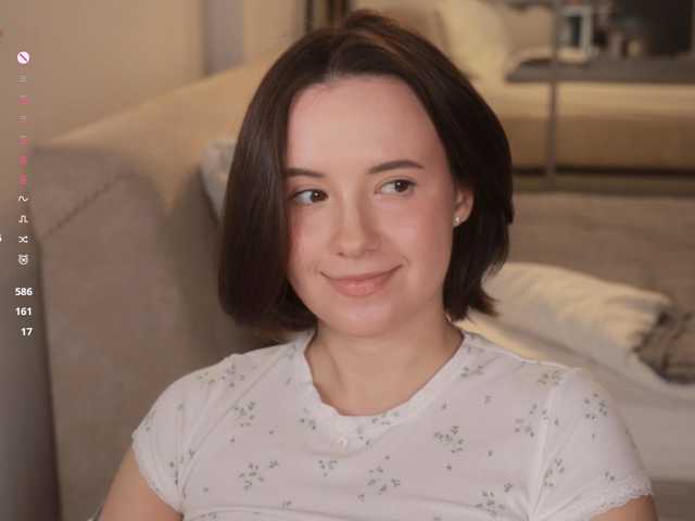 -FemaleEssence- live cam on BongaCams