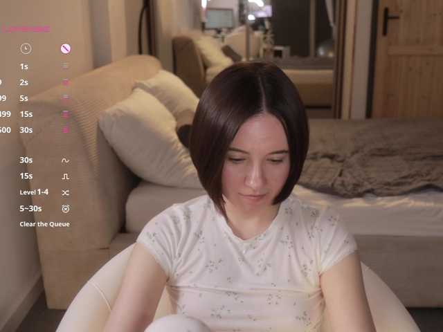 MissEssie live webcam show