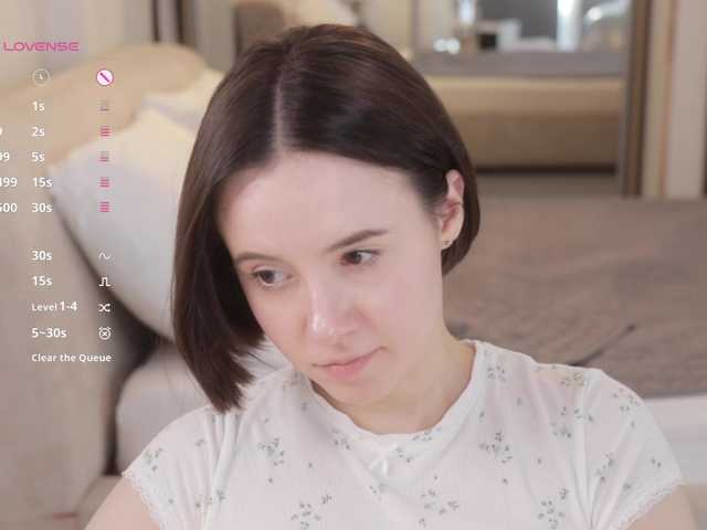 -FemaleEssence- live cam on BongaCams