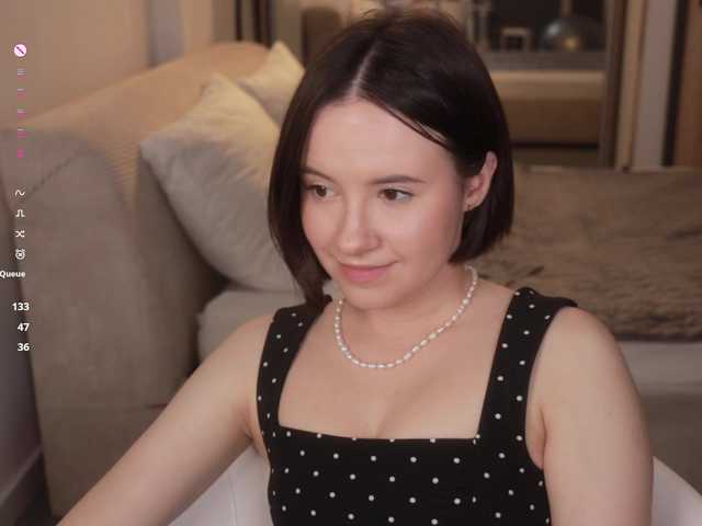 -FemaleEssence- live cam on BongaCams