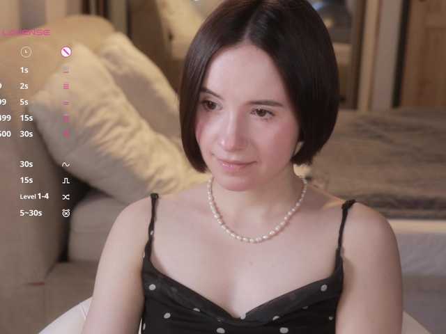 -FemaleEssence- live cam on BongaCams