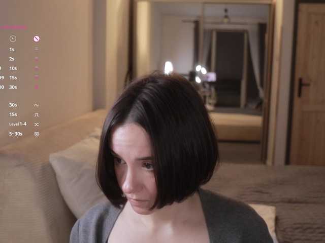 -FemaleEssence- live cam on BongaCams
