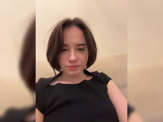 -FemaleEssence- live cam on BongaCams
