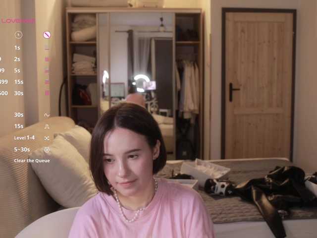 MissEssie live cam