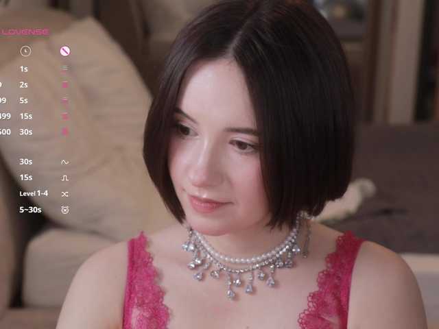 -FemaleEssence- live cam on BongaCams