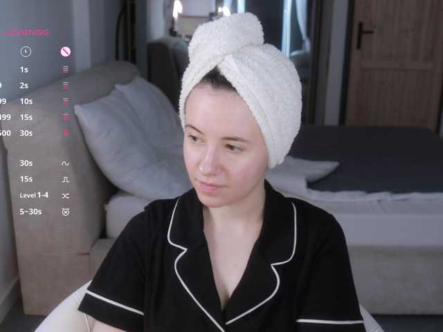 -femaleessence- online