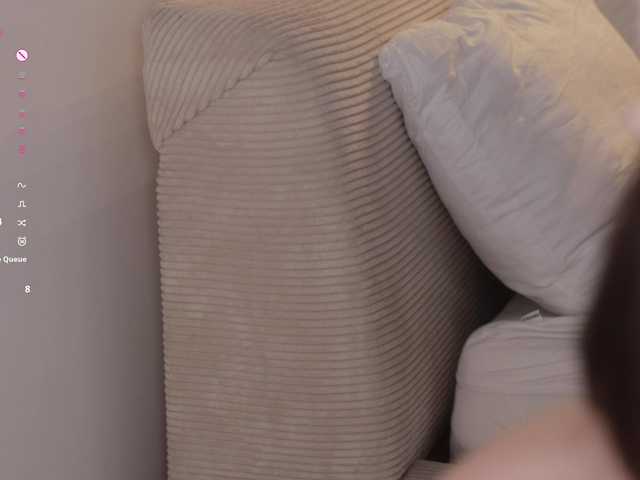 -FemaleEssence- live cam on BongaCams