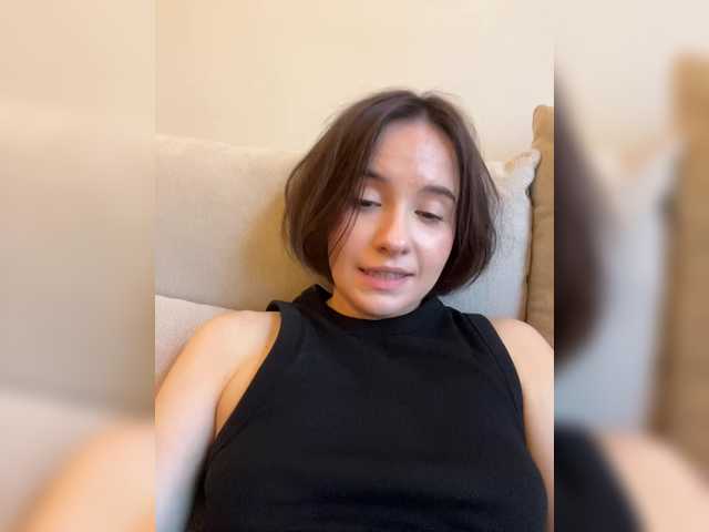 -FemaleEssence- live cam on BongaCams