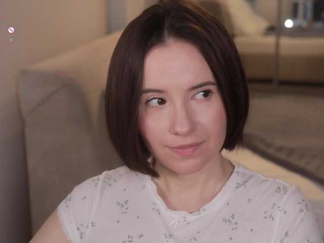 -FemaleEssence- live cam on BongaCams
