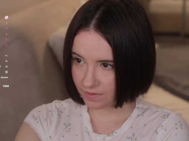 -FemaleEssence- live cam on BongaCams