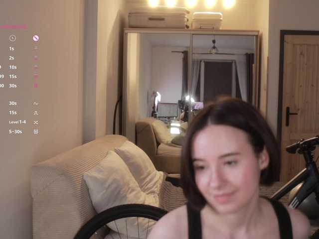 -FemaleEssence- live cam on BongaCams
