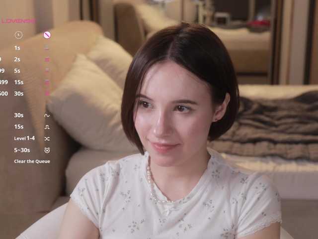 -FemaleEssence- live cam on BongaCams