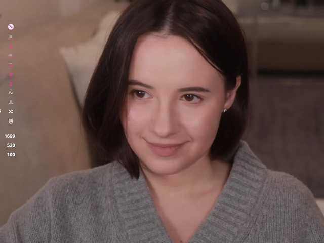 -FemaleEssence- live cam on BongaCams