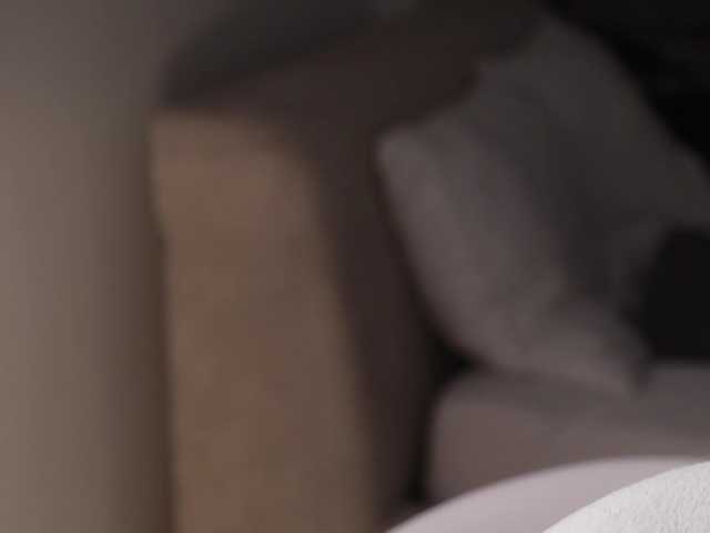 MissEssie live webcam show