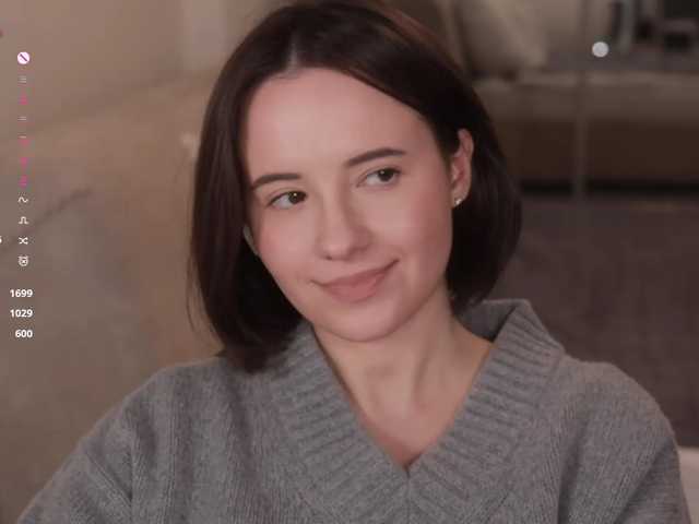 -FemaleEssence- live cam on BongaCams