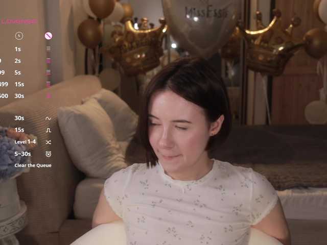 -FemaleEssence- live cam on BongaCams