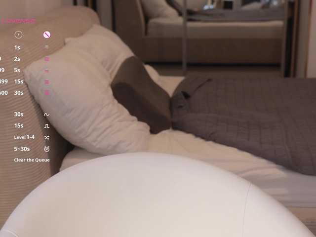 MissEssie live cam
