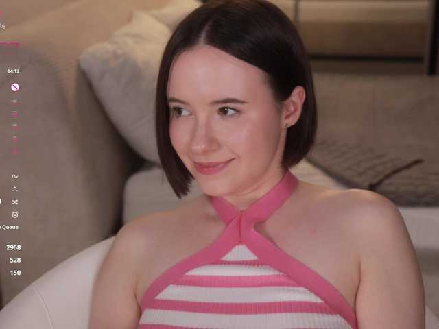 -FemaleEssence- live cam on BongaCams