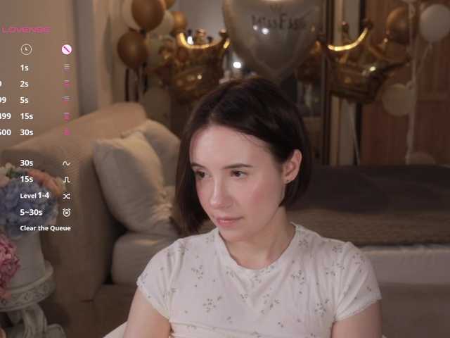 -FemaleEssence- live cam on BongaCams