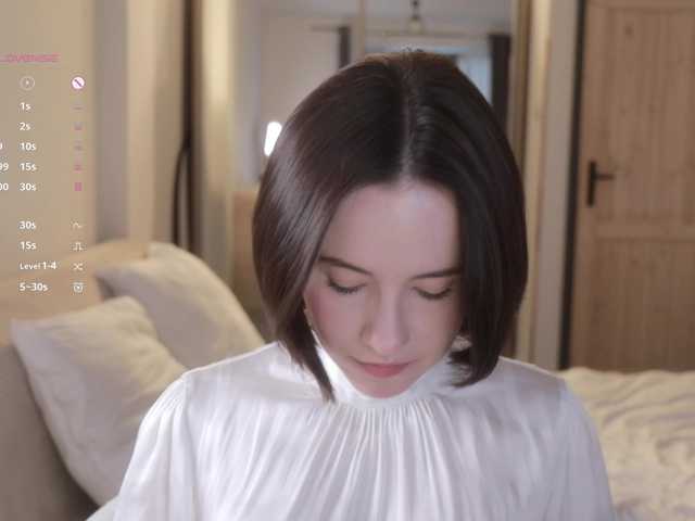 -FemaleEssence-