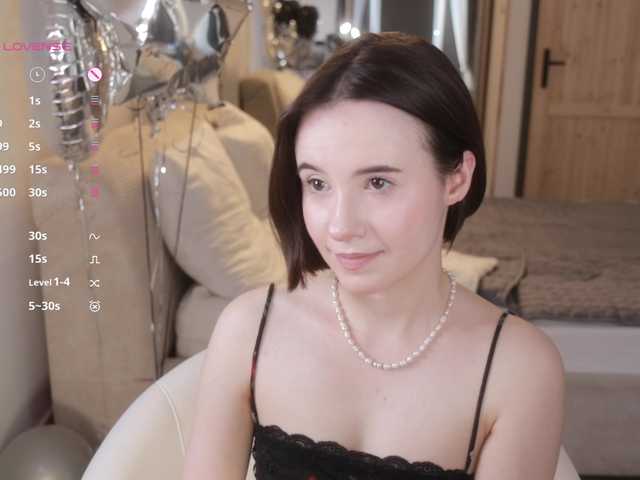 -FemaleEssence-