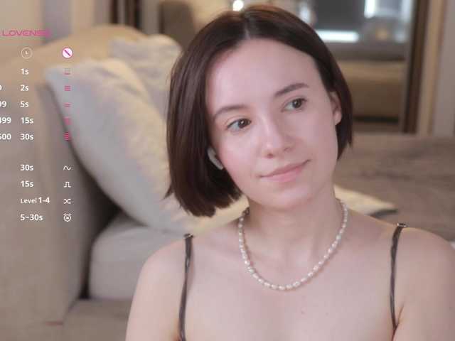 -femaleessence- cam belle