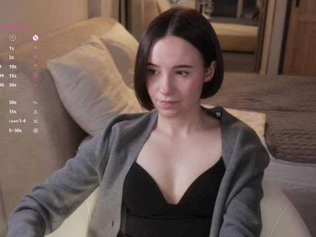 -FemaleEssence- live cam on BongaCams