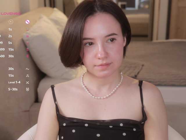 -FemaleEssence- live cam on BongaCams