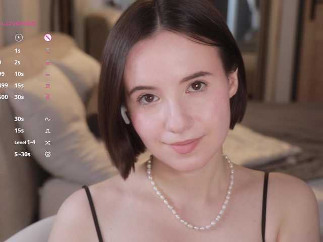 -FemaleEssence-