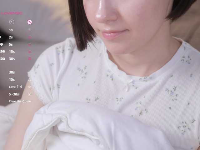 -FemaleEssence- live webcam show