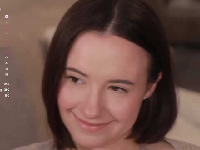-FemaleEssence- live cam on BongaCams
