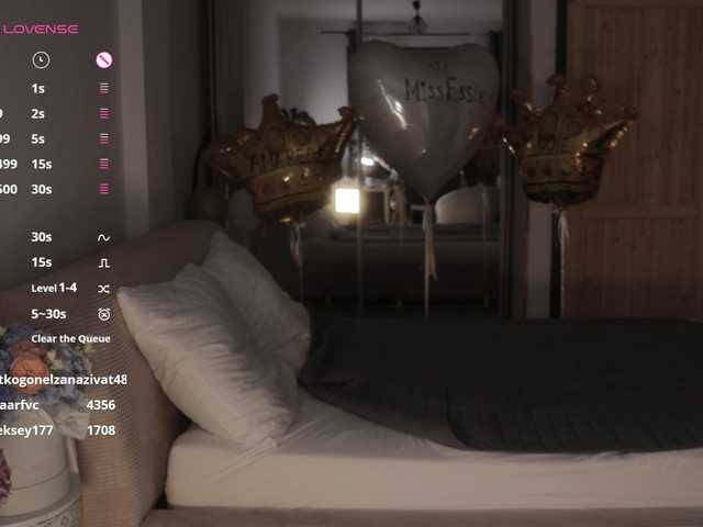 -FemaleEssence- live cam on BongaCams