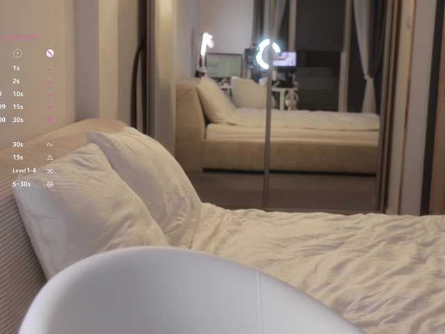 le modèle MissEssie est en webcam porno dans un show sur le site bongacams, il possède les tags suivants: White/Caucasian,Brunette,Shaved