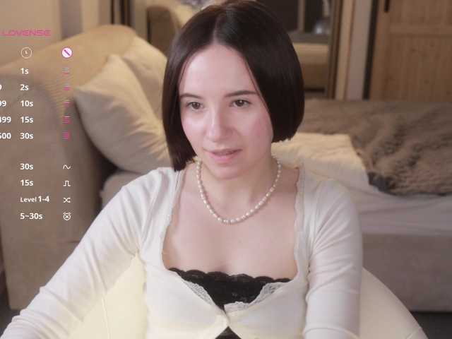 -FemaleEssence-