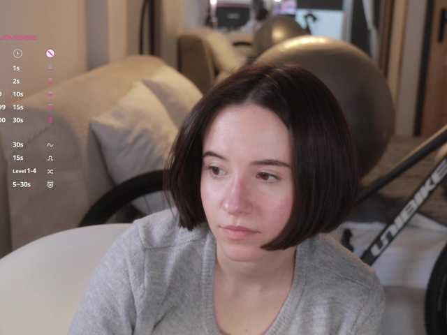 -FemaleEssence- live cam on BongaCams