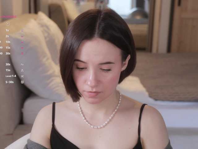 -FemaleEssence-