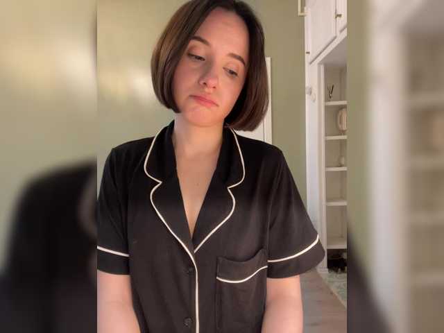 -FemaleEssence- live cam on BongaCams