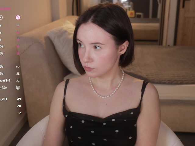 -FemaleEssence- live cam