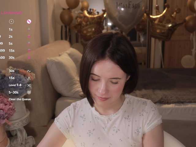 -FemaleEssence- live cam on BongaCams