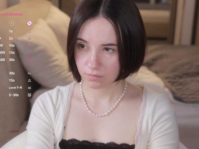 -FemaleEssence-