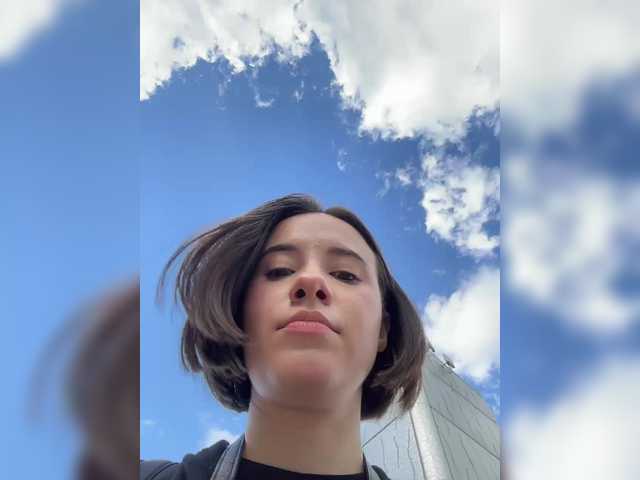 Live трансляция MissEssie - Runet.cam