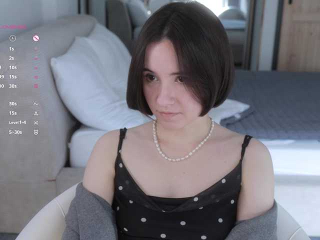 -FemaleEssence-